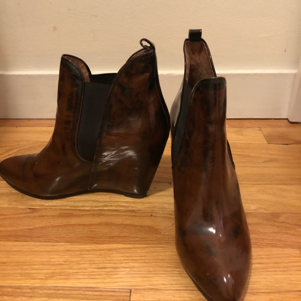 Wedge booties